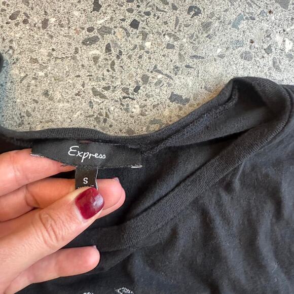 Express Women’s Medium Tee Black Graphic Rhinestone Lion Cotton Y2K Early 2000s - Picture 3 of 3